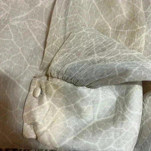 H&M DRESS SHIFT MIDI LONG SLEEVE SCOOP MECK TAN BONE CREAM SNAKE PRINT SIZE 10 - Picture 9 of 11